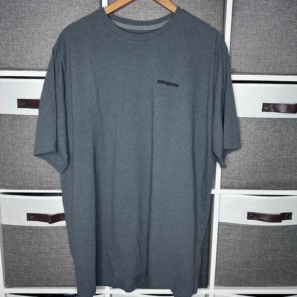 Patagonia Men P6 Logo Responsibili Tee T-Shirt Grey PlumeSize XXL - Picture 2 of 10